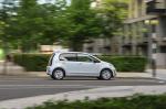Volkswagen up! beats 5-Door 2016 года (UK)
